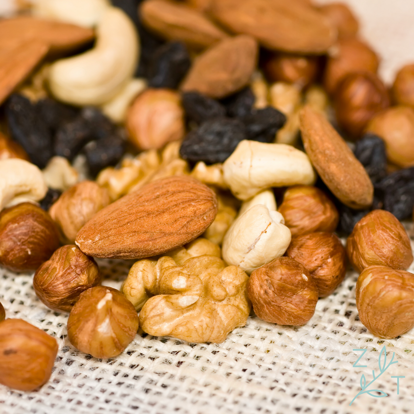 Notenmix studentenhaver kopen rozijnen fruit noten amandelen cashewnoten walnoten gratis verzending Kortrijk Antwerpen België