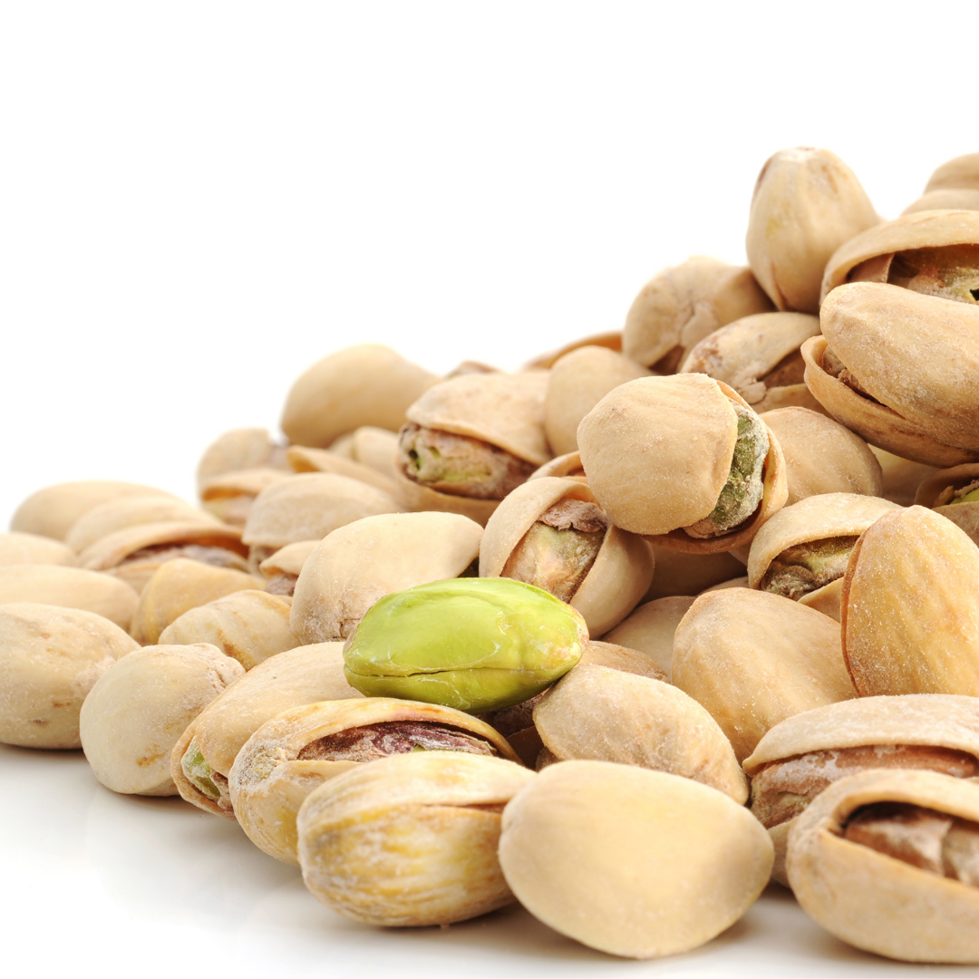Pistachenoten in dop raw ongezouten ongeroosterd ongepeld.